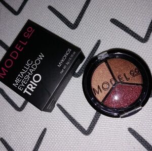 Metallic Eyeshadow Trio